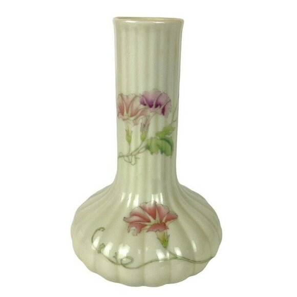 Toyo Morning Glory Bud Vase 6 inch Ceramic Pink Floral Design By Magie Japan - Picture 1 of 7